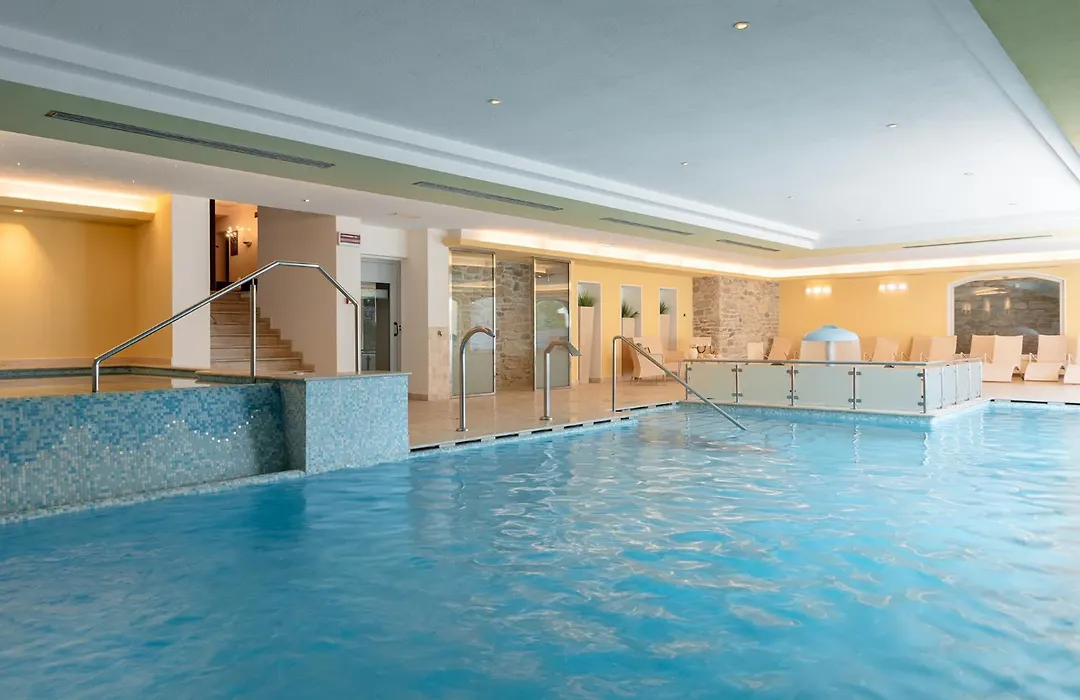 Beverly Alps Hotel & Spa-1